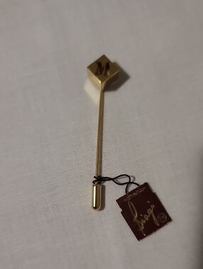 Vintage M Stickpin